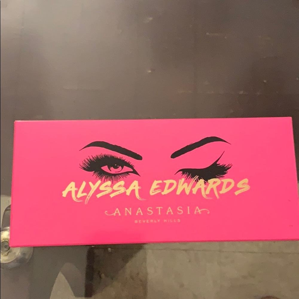 New anastasia beverly hills